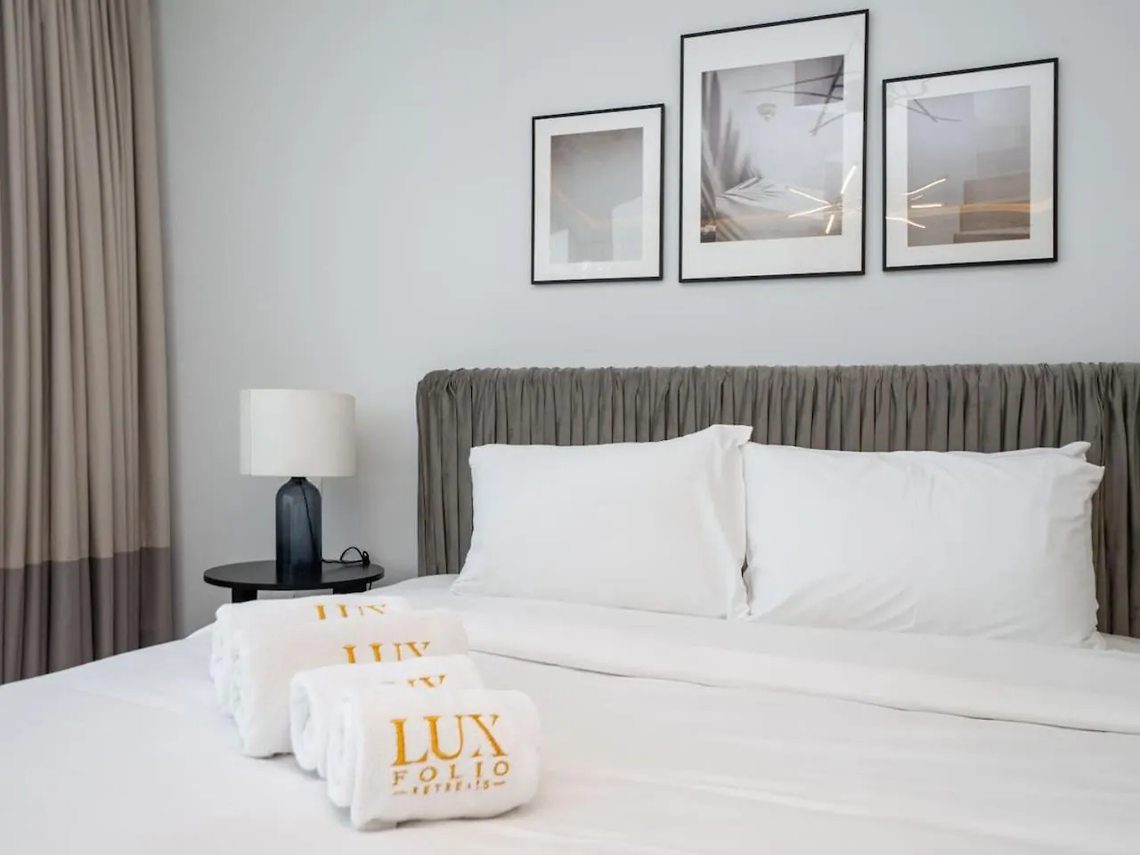 Waterfront Dubai Marina 3-Bedroom Sanctuary 0*,