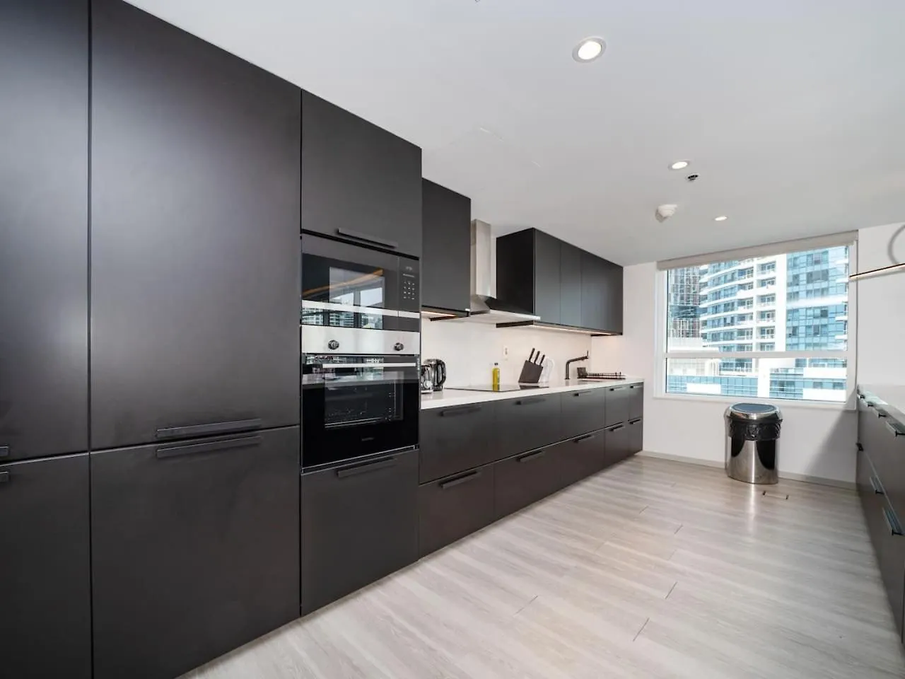 Waterfront Dubai Marina 3-Bedroom Sanctuary Apartment