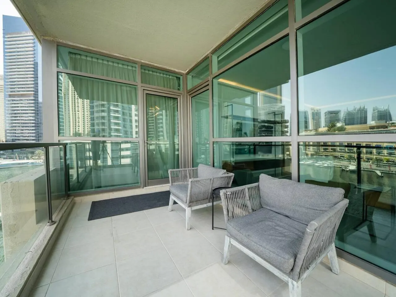 Waterfront Dubai Marina 3-Bedroom Sanctuary Apartment