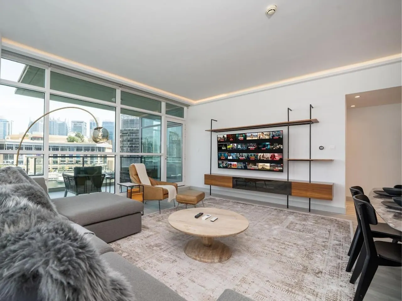 Apartament Waterfront Dubai Marina 3-Bedroom Sanctuary Zjednoczone Emiraty Arabskie