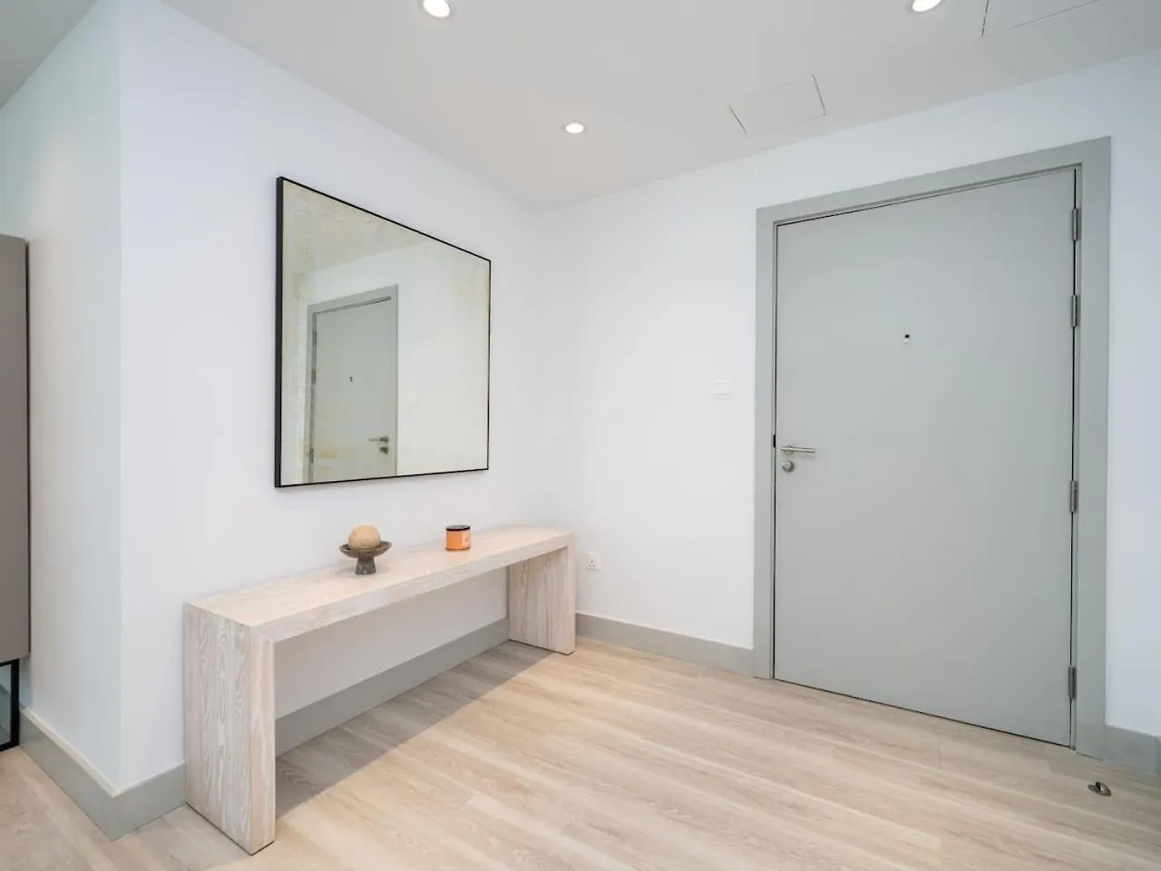 Waterfront Dubai Marina 3-Bedroom Sanctuary